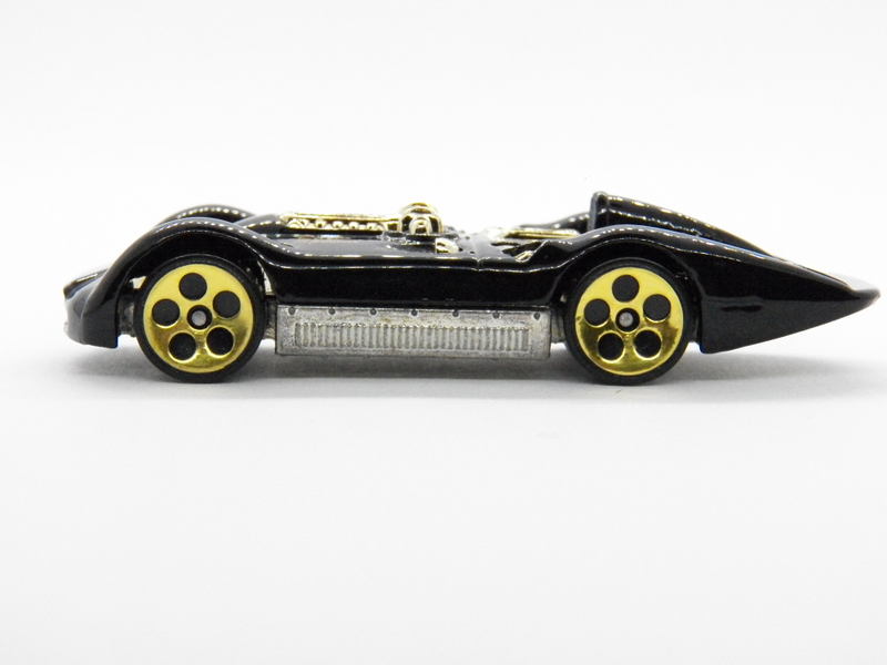 Illustration for article titled Engine Week 1:64 HW Turbolence 12 Cylinders of Fantasy Fury!
